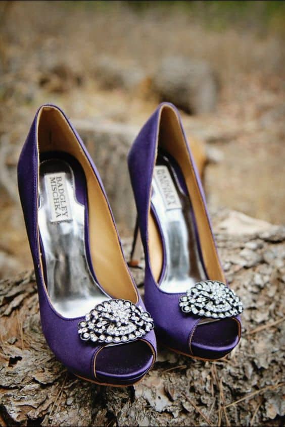 zapatos de novia en color ultraviolet-morado
