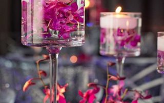 decorar bodas con velas altas-2