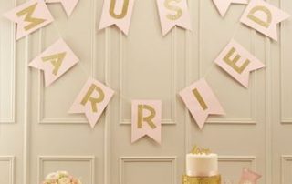 decoracion-bodas-con-banderines-4