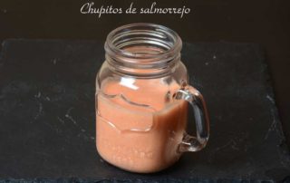 Aperitivos de bodas. Chupito de salmorejo
